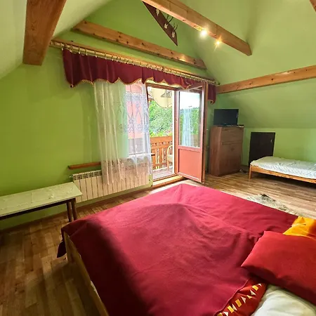 Nad Potokiem 아파트 *